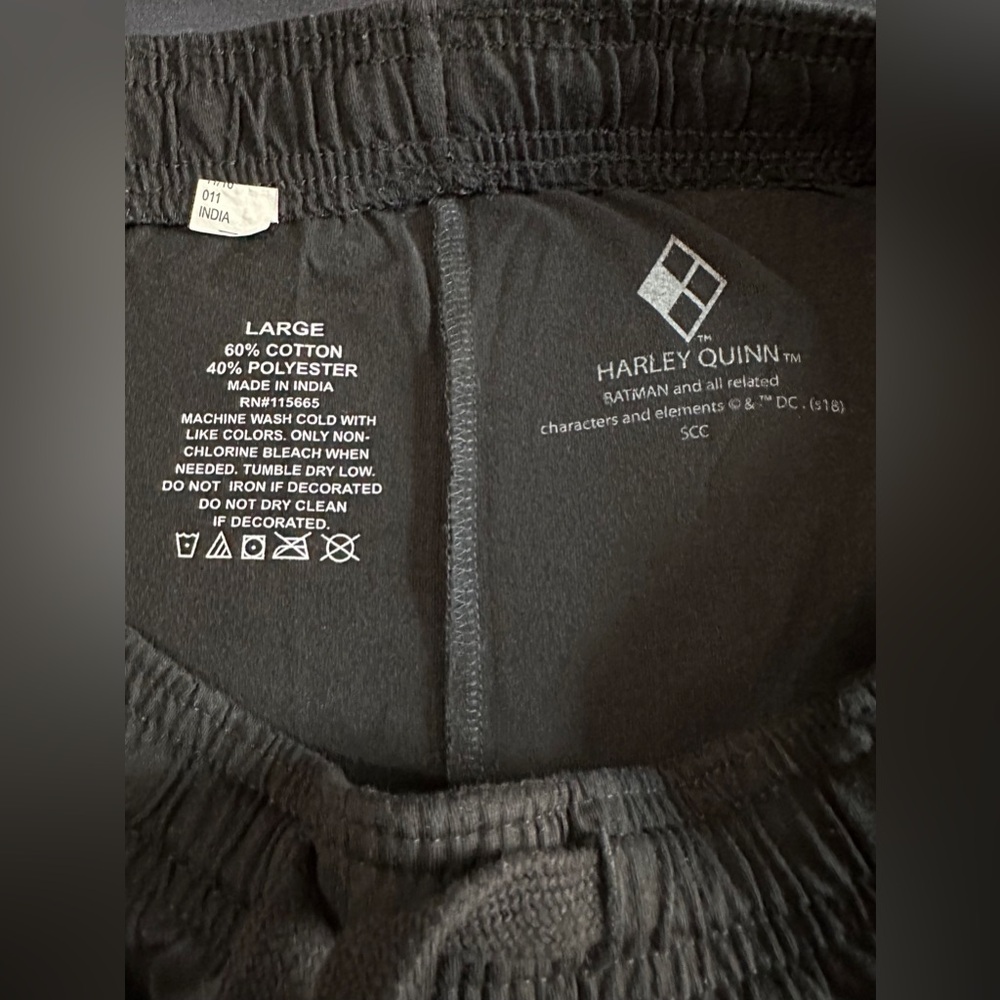 DC Comics Harley Quinn Guys Pajama Pants NWOT Large - Picture 7 of 8